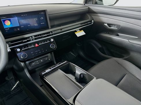 New 2026 Hyundai Tucson Blue SE image 21
