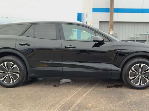 Certified 2024 Chevrolet Blazer EV LT image 9