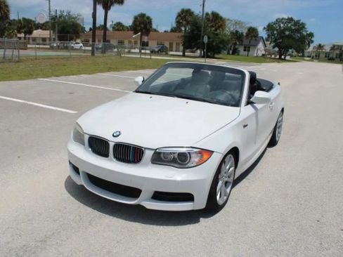 Used 2013 BMW 135i Convertible RWD image 38