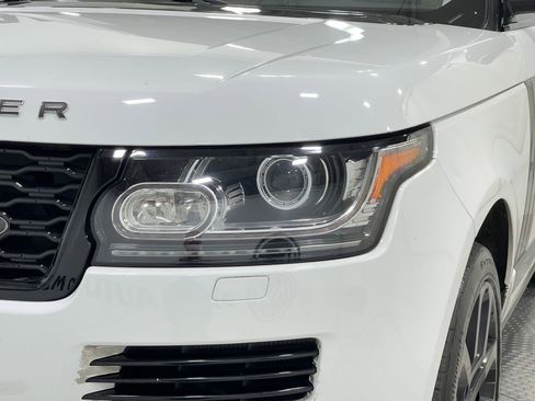 Used 2015 Land Rover Range Rover Supercharged image 31
