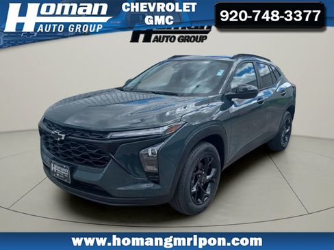 New 2026 Chevrolet Trax LT w/ Driver Confidence Package FWD image 1