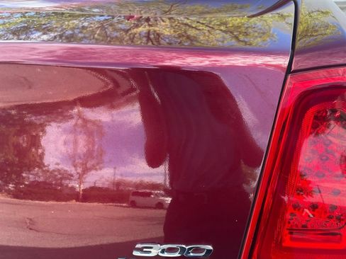 Used 2022 Chrysler 300 Touring RWD image 6