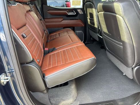 Used 2023 GMC Sierra 1500 Denali Ultimate image 15