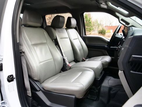 Used 2019 Ford F550 XL / DRW / Knapheide KUV / V8 image 38