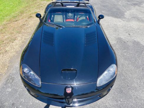 Used 2004 Dodge Viper SRT-10 image 40