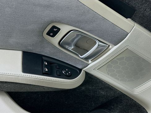 Used 2014 BMW i3 w/ Range Extender image 15