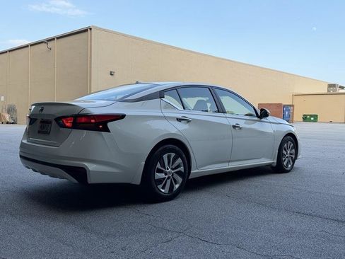 Used 2019 Nissan Altima 2.5 S FWD image 7