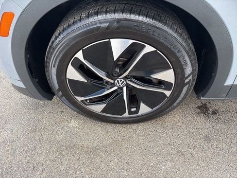 Used 2021 Volkswagen ID.4 Pro S image 44