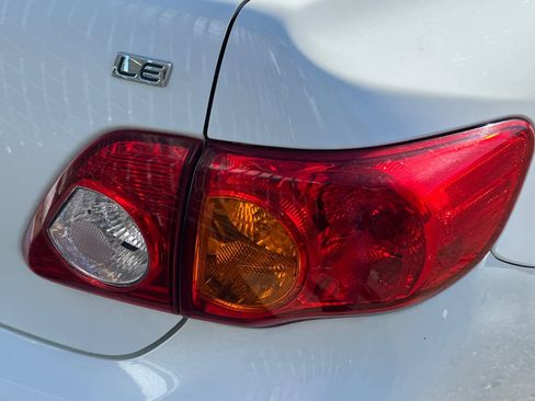 Used 2010 Toyota Corolla LE FWD image 18