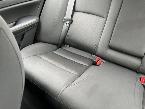 Used 2025 Nissan Altima 2.5 SV FWD image 39