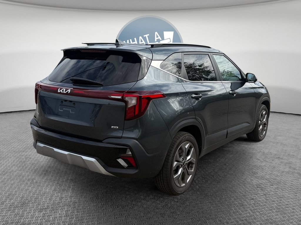 Used 2024 Kia Seltos S AWD/4WD image 3
