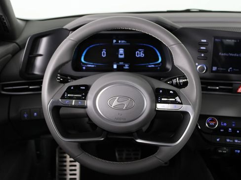 Certified 2026 Hyundai Elantra SEL Sport Premium FWD image 10