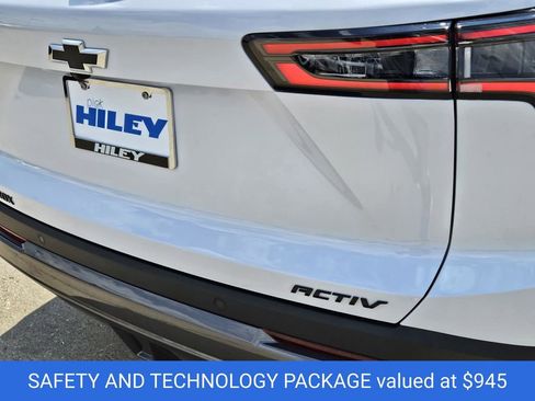 New 2026 Chevrolet Equinox ACTIV w/ Safety and Technology Package image 4