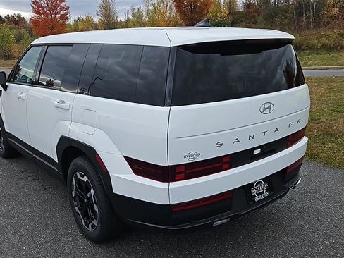New 2026 Hyundai Santa Fe SE image 5