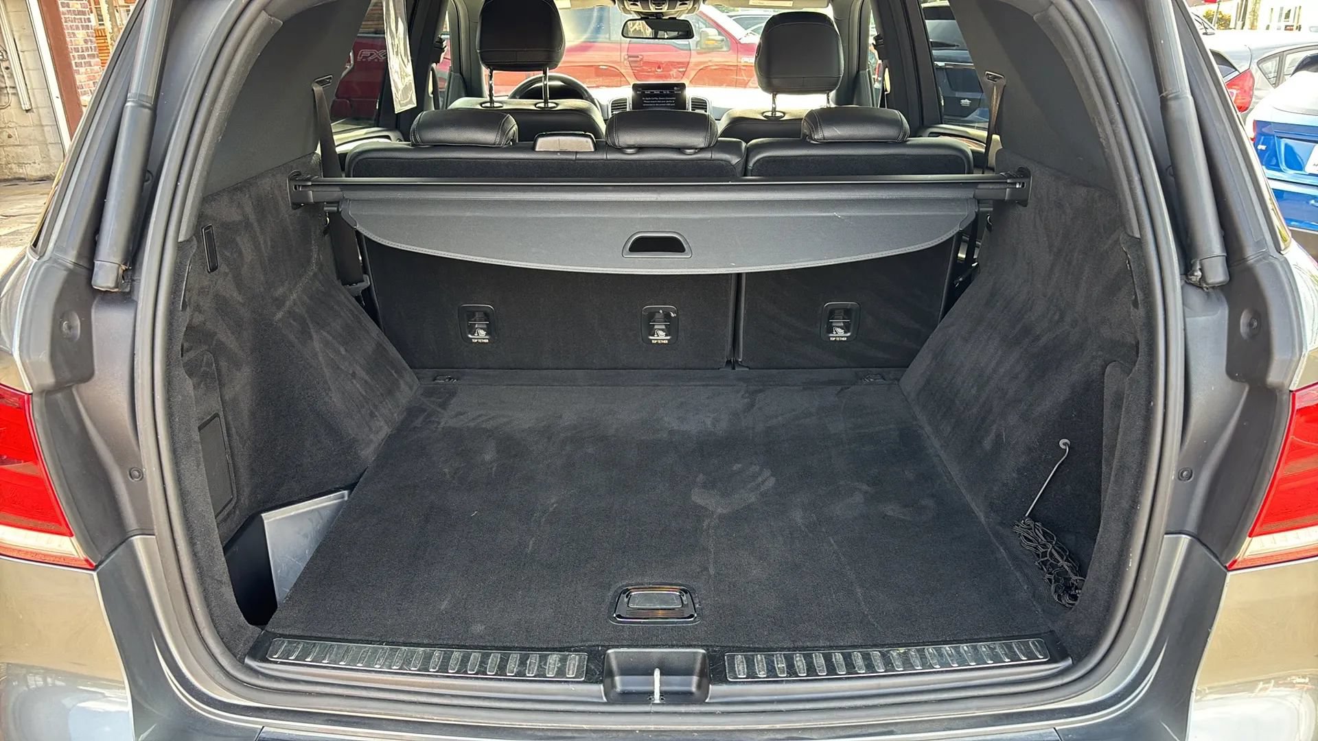 Used 2018 Mercedes-Benz GLE 350 4MATIC image 32