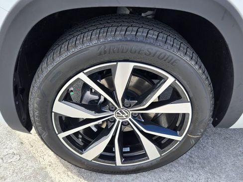 New 2026 Volkswagen Atlas SEL Premium R-Line AWD/4WD image 5