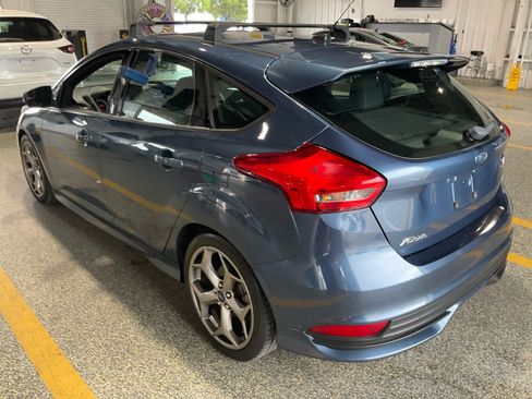 Used 2018 Ford Focus ST FWD image 12