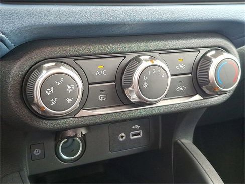 New 2025 Nissan Versa SV w/ Trunk Package image 13