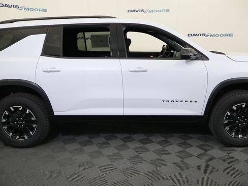 New 2026 Chevrolet Traverse Z71 AWD/4WD image 5