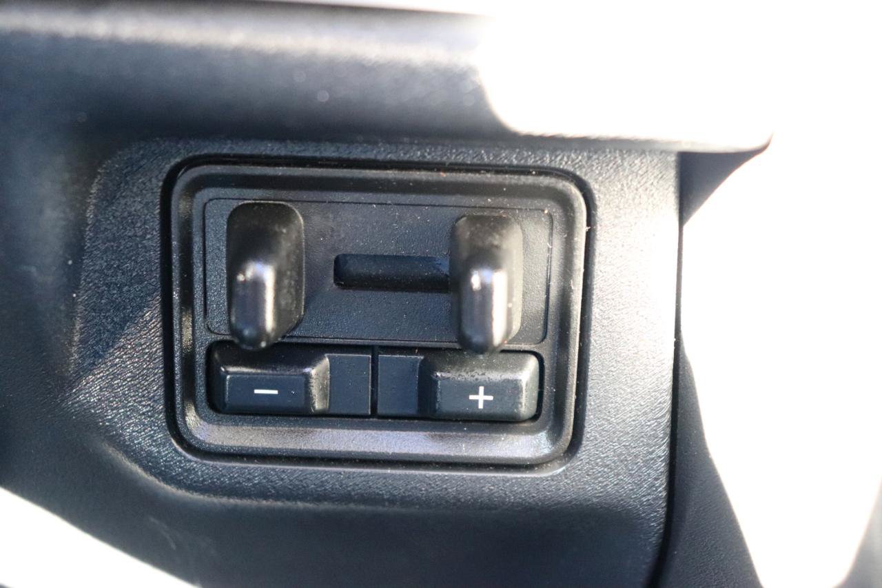 Used 2025 Ford Expedition Max Platinum AWD/4WD image 53