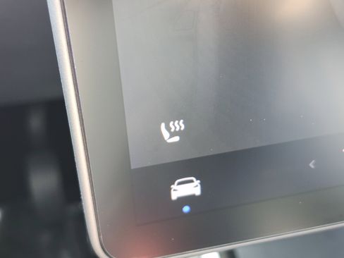 Used 2020 Tesla Model Y Long Range AWD/4WD image 8