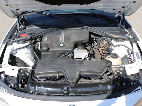 Used 2014 BMW 328i xDrive Sedan AWD/4WD image 15