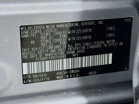 Used 2024 Toyota RAV4 Limited image 34