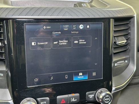 Used 2025 RAM 1500 Big Horn AWD/4WD image 40