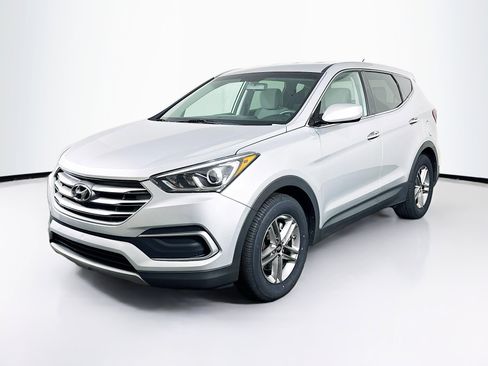 Used 2018 Hyundai Santa Fe Sport FWD image 3