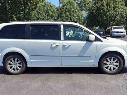 Used 2016 Chrysler Town & Country Touring
