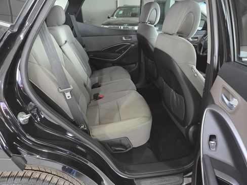 Used 2017 Hyundai Santa Fe Sport image 23