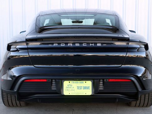 Used 2020 Porsche Taycan 4S image 11