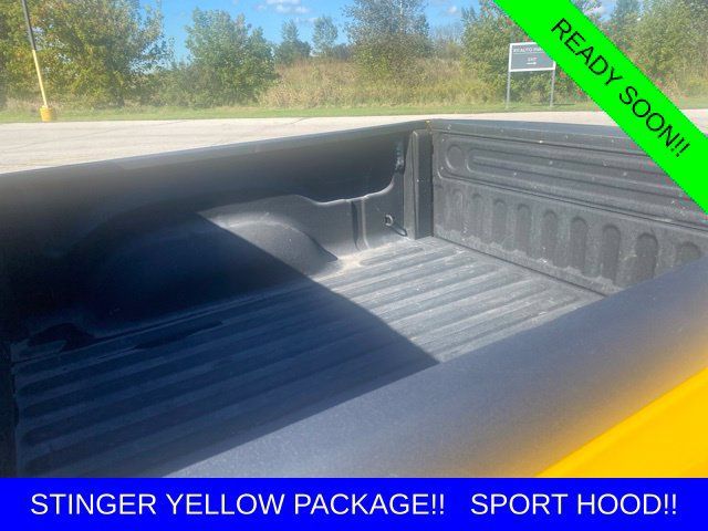 Used 2019 RAM 1500 Express w/ Express Value Package AWD/4WD image 3
