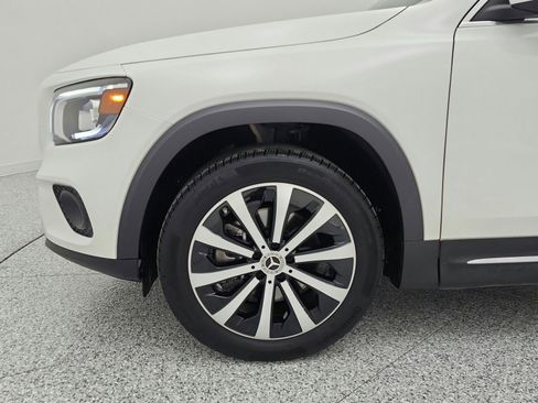 Used 2022 Mercedes-Benz GLB 250 image 18