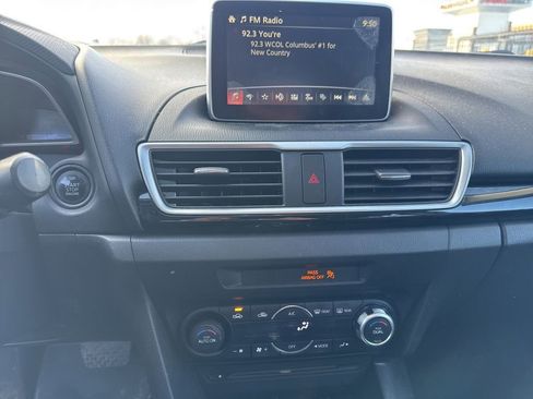 Used 2014 MAZDA MAZDA3 i Touring w/ Technology Package image 8