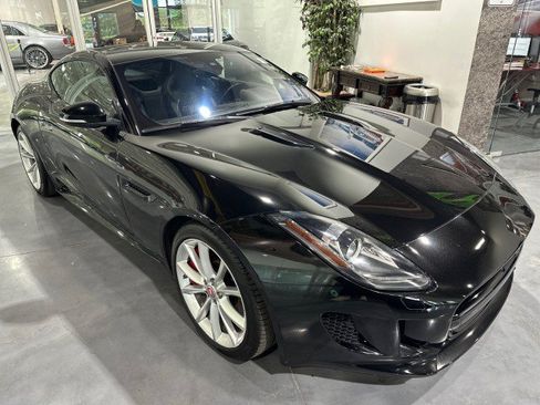 Used 2017 Jaguar F-TYPE S RWD image 12