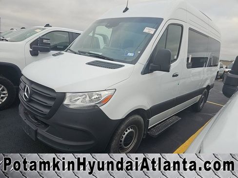 Used 2024 Mercedes-Benz Sprinter 2500 image 1
