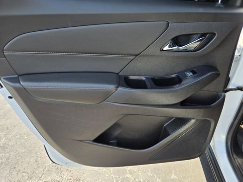 Used 2019 Chevrolet Traverse LT w/ LT Premium Package FWD image 40