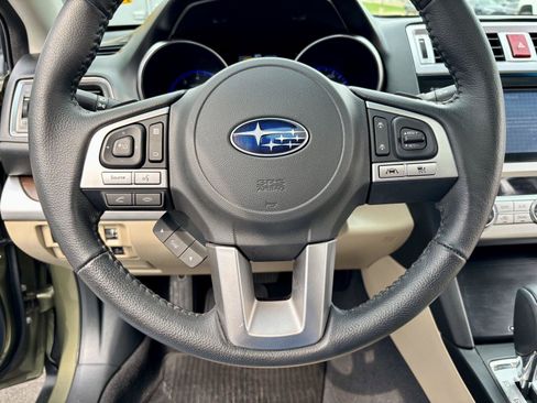 Used 2016 Subaru Outback 3.6R Limited AWD/4WD image 31