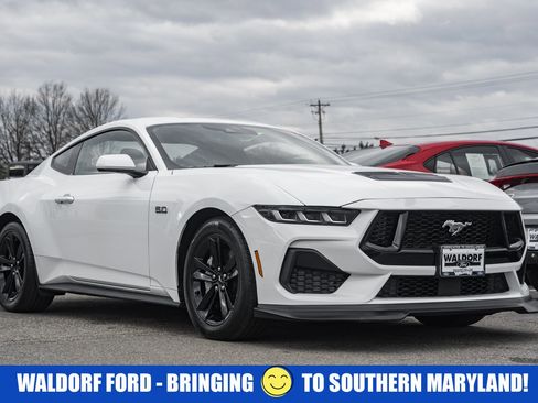 Certified 2024 Ford Mustang GT image 1