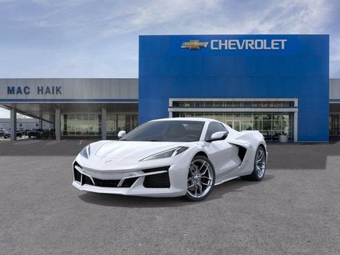 New 2026 Chevrolet Corvette Z06 w/ Chrome Exterior Badge Package RWD image 8