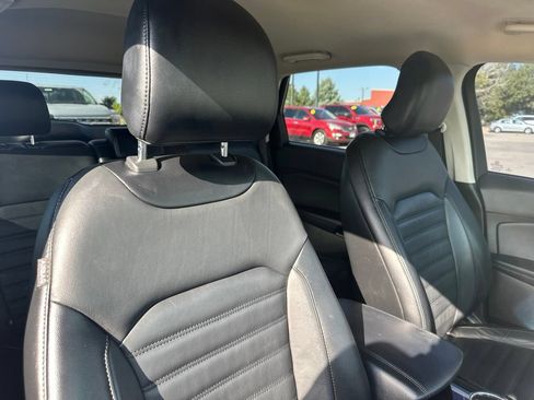 Used 2017 Ford Edge SEL w/ Equipment Group 201A AWD/4WD image 33