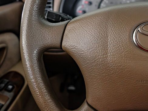 Used 2004 Toyota Sequoia SR5 image 16