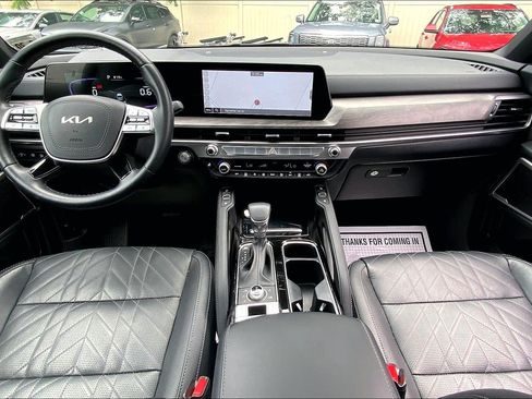 Used 2025 Kia Telluride EX X-Line AWD/4WD image 17
