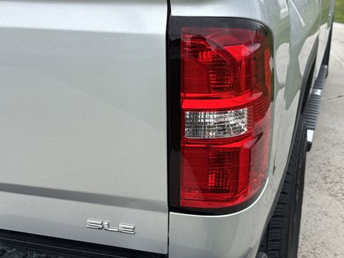 Used 2014 GMC Sierra 1500 SLE w/ SLE Value Package AWD/4WD image 11