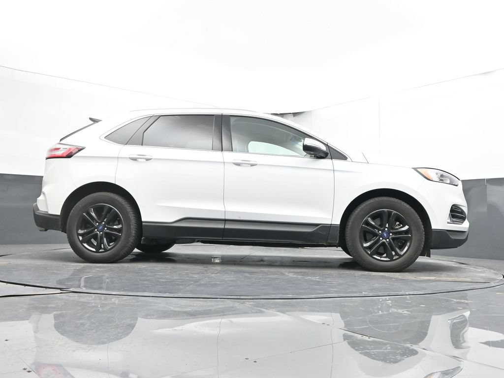 Used 2019 Ford Edge SEL w/ Equipment Group 201A AWD/4WD image 31