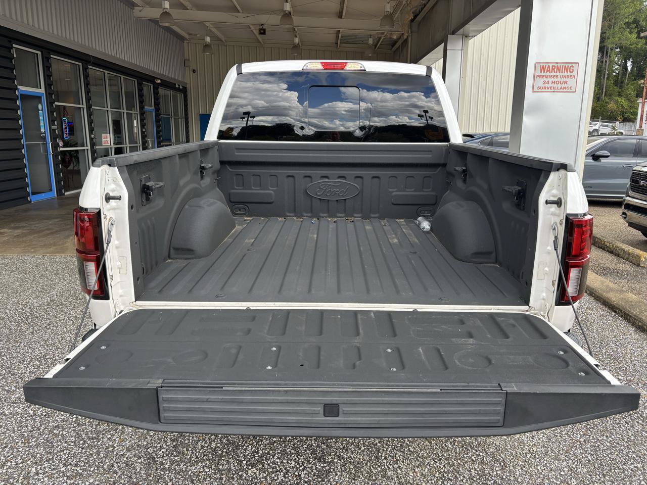 Used 2018 Ford F150 Lariat AWD/4WD image 22