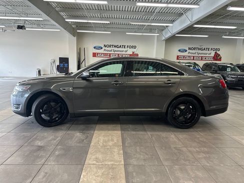 Used 2016 Ford Taurus Limited FWD image 15