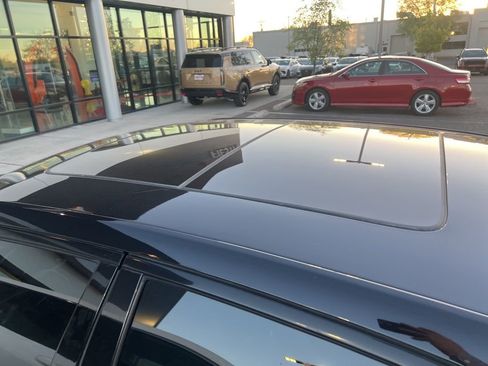 Used 2022 Chrysler 300 S image 26