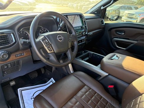 Used 2024 Nissan Titan Platinum Reserve w/ Moonroof Package image 8